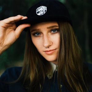 Meet your Posher, Madelyn